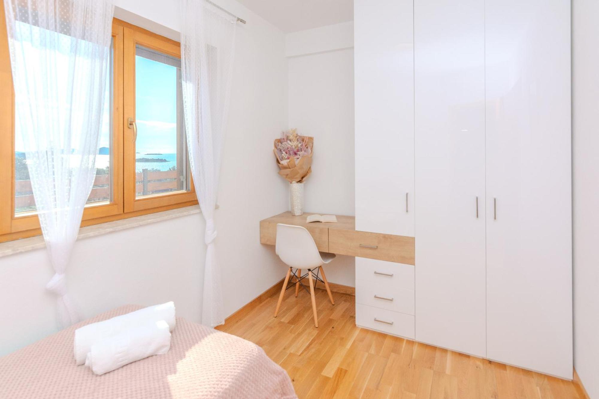 Holiday Home Lucy Pakostane Exterior photo